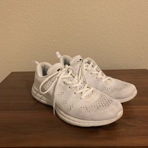 Women’s APL TechLoom Pro White Size 9.5